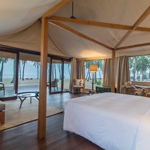 Beachfront Suite
